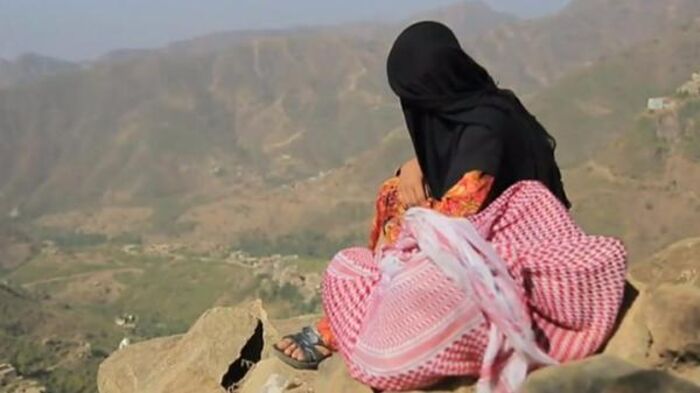 تقرير أممي: نساء اليمن يشكلن أكثر من نصف عدد النازحين