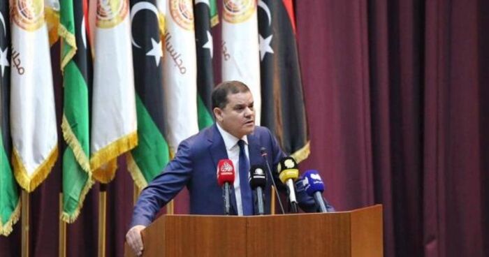 برلمان ليبيا يعلق جلسته مجددا.. وعقيلة يوجه نصيحة إلى دبيبة