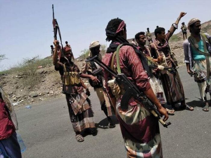 أبدت إستغرابها.. قيادات تهامية تستنكر إعلان الكوكباني تنصيب نفسه قائدا عاما للمقاومة التهامية