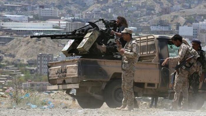 القوات الحكومية تفشل هجوما حوثيا غربي مدينة تعز