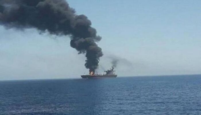 اقرار إيراني باستهداف ناقلة نفط في بحر العرب