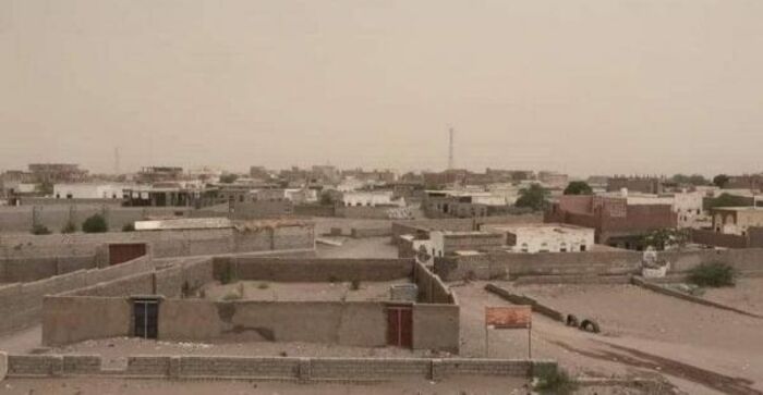 مدفعية الحوثي تعاود قصف منازل المواطنين في #التحيتا بالحديدة