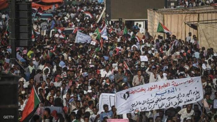 #السودان | الإتحاد الأفريقي يدعو المجلس العسكري سرعة تسليم السلطة خلال 60 يوما