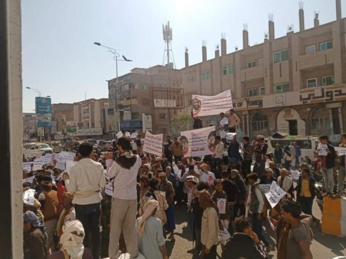 مقتل وإصابة 4 مواطنين برصاص مسلح حوثي في البيضاء