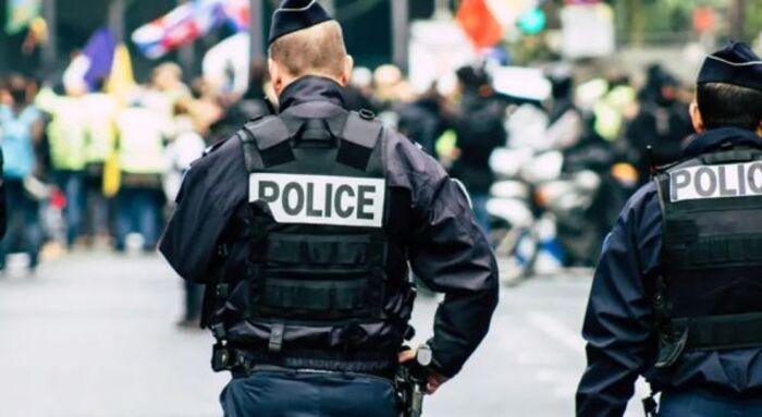 مقتل شخصين في إطلاق نار وسط #باريس