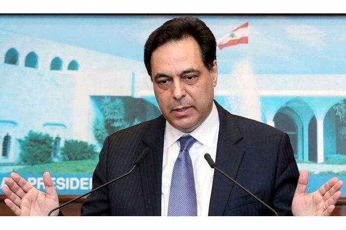 قاض لبناني يتهم رئيس الوزراء ووزراء سابقين بالإهمال في انفجار مرفأ بيروت