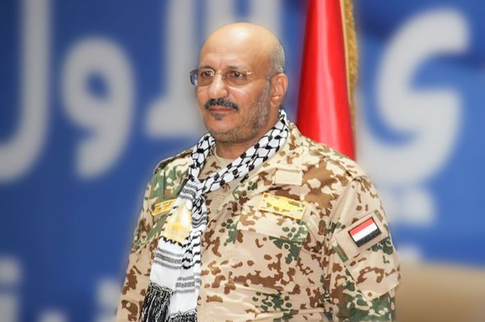 اللواء القوسي يهنئ القائد طارق صالح ويجدد العهد بمواصلة النضال الوطني للدفاع عن مكتسبات الثورة اليمنية