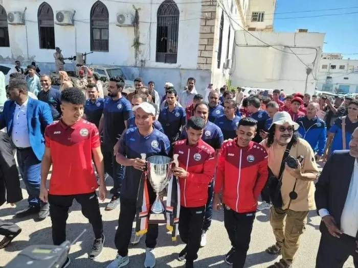 استقبال شعبي كبير لبعثة منتخب اليمن للناشئين في المكلا
