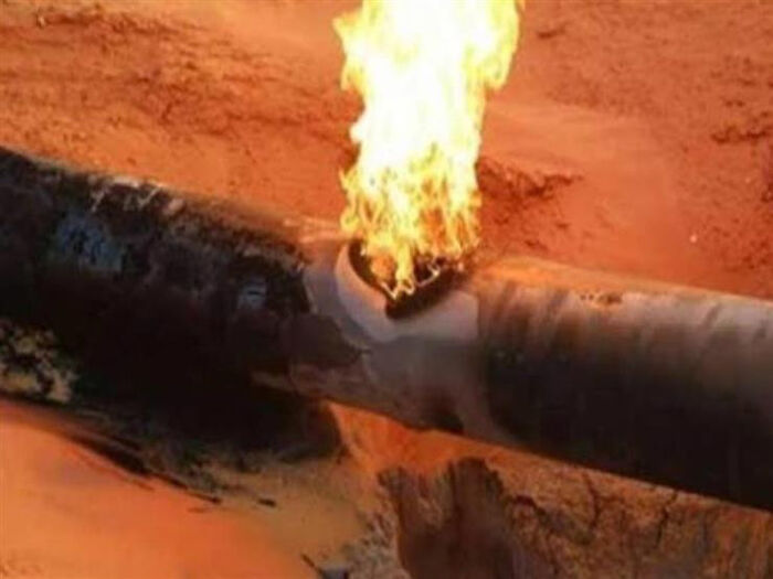 انفجار عنيف بين مصر وإسرائيل بانبوب خط الغاز