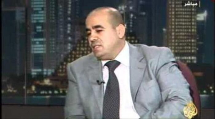 مصدر مسؤول بمكتب رئيس مجلس النواب يسخر من إفتراءات ياسر اليماني