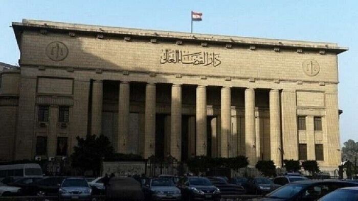 صحيفة مصرية تكشف تفاصيل جديدة في قضية "مستريح العصائر" في بنها