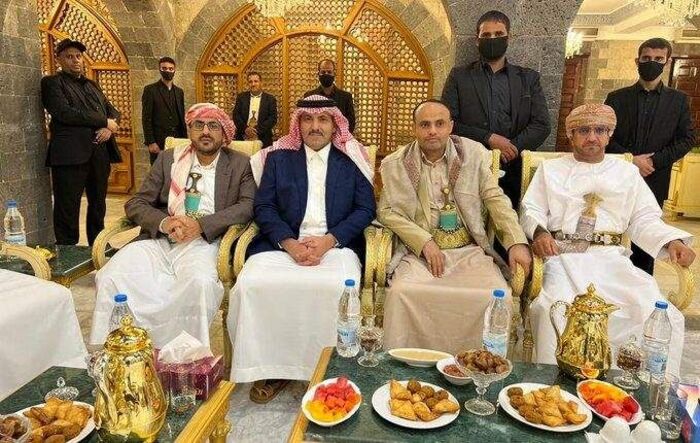 إيران الرابح الأكبر.. خبيرة أمريكية: الحوثيون والسعوديون هم من يتحكم ويتخذ القرارات