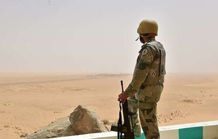 بينهم يمنيون.. الأمن السعودي يضبط ألف شخص حاولوا دخول البلاد بصورة غير شرعية
