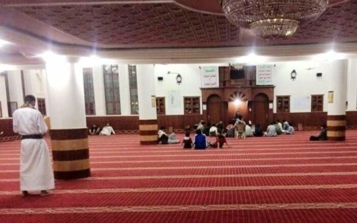 إيقاف صلاة التراويح في عدد من مساجد ذمار