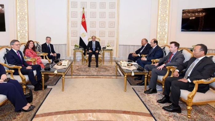 السيسي وبلينكن يبحثان وقفاً فورياً للنار بغزة وتبادل الأسرى