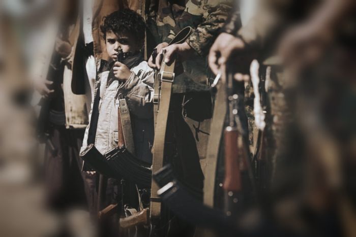 مليشيا الحوثي تمارس تضليلًا إعلاميًا بشأن انتهاكاتها ضد الأطفال