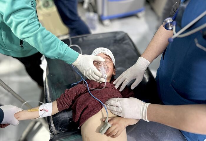 قتلى وجرحى في غارة إسرائيلية على دير البلح وسط غزة