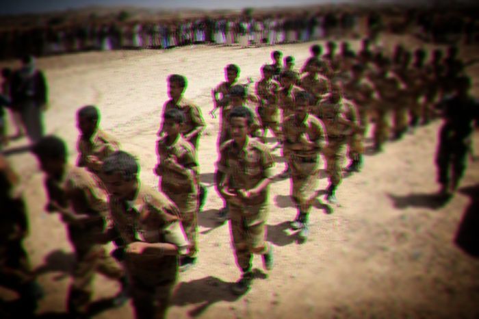 بيان: الحوثيون يبتزون الأهالي في الحديدة بالمساعدات لإرسال أبنائهم إلى الجبهات