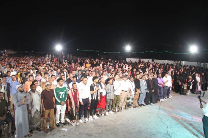 إنطلاق مهرجان "عيدنا موكا.. عيدنا تنمية" في كورنيش المخا وسط حضور جماهيري واسع (صور)