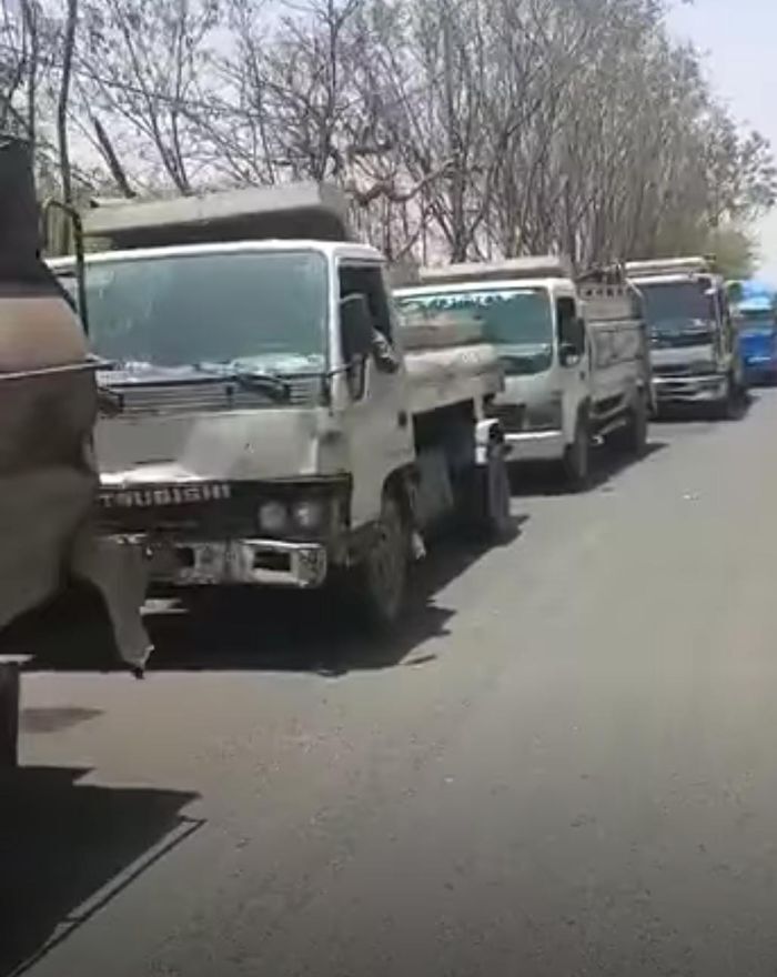 مليشيا الحوثي تمنع دخول صهاريج المياه إلى تعز