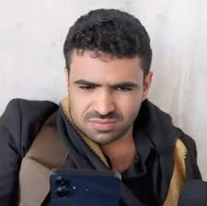 مليشيا الحوثي تحاصر منزل الناشط المنصوري بالبيضاء