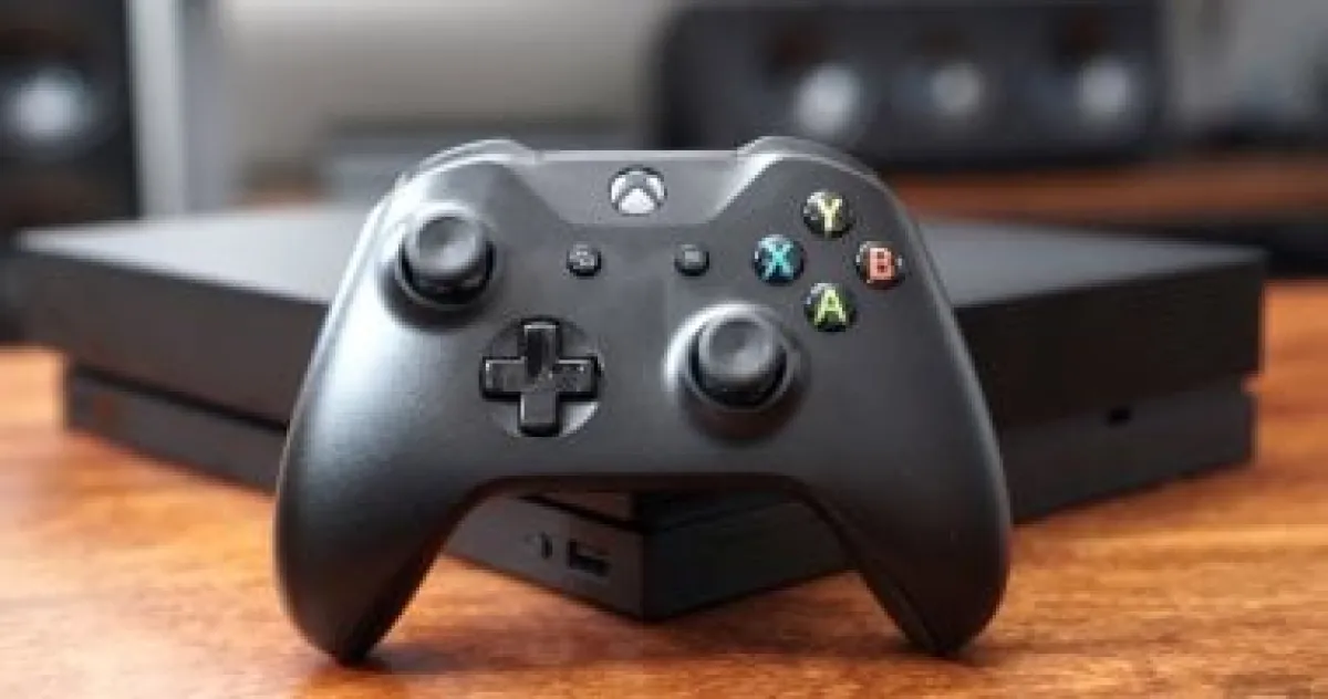 مايكروسوفت تطلق Xbox Nano: وحدة تحكم بحجم الجيب لعشاق الألعاب المتنقلة