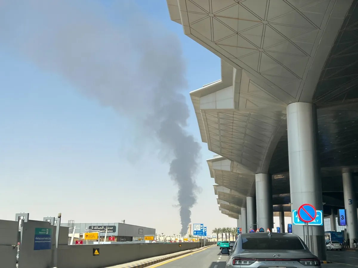 شركات طيران تعلق رحلاتها للسعودية وسط هجمات مستمرة