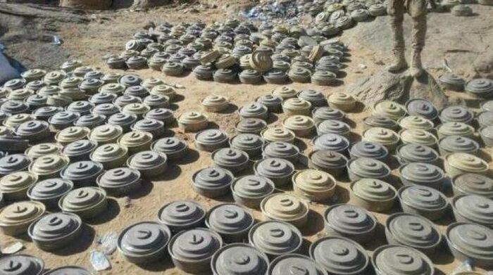 مسام ينزع ويفجِّر 3450 لغماً وعبوة ناسفة وقذيفة غير منفجرة في منطقة الجفينة بمأرب