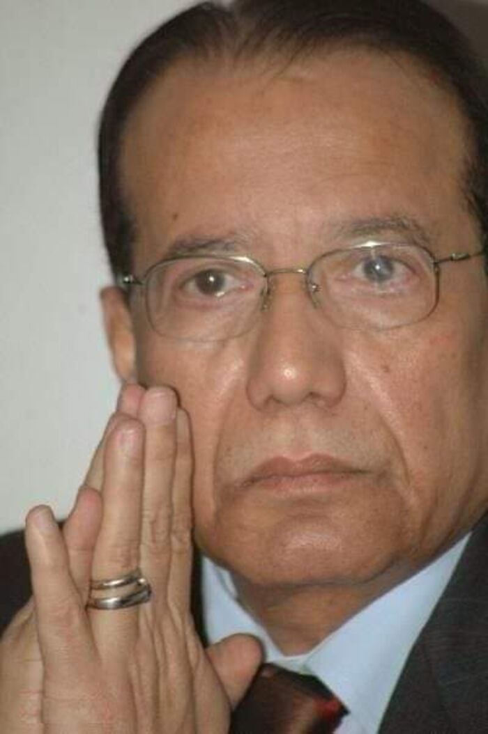 من هو فقيد الوطن #عبدالقادر_باجمال؟!