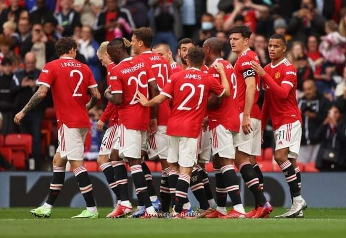 مع وضع ليفربول وتشيلسي في الصورة.. #مانشستر يونايتد مُطالب بمنافسة سيتي