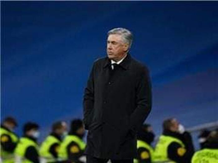 حسم موقف أنشيلوتي من السفر مع #ريال_مدريد