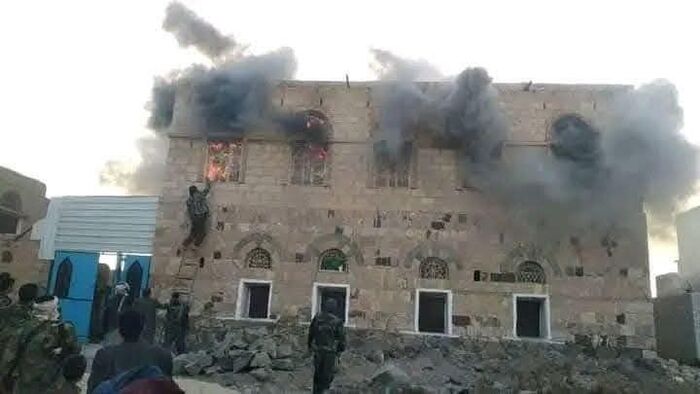 حقوق الإنسان تدين بشدة مجزرة الحوثيين في قيفة وتصفها بجريمة حرب