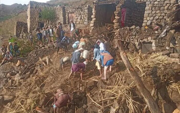 أمطار غزيرة تتسبب في انهيار منزلين وخسائر مادية ونفوق مواشٍ في المحويت