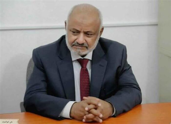 محافظ الحديدة يكشف لـ(خبر) تفاصيل خطيرة عن الأمم المتحدة وماذا دعت أبناء المدينة