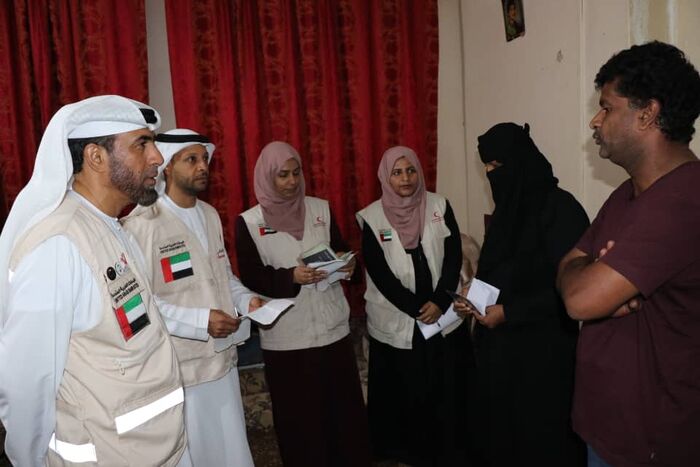 #الهلال_الأحمر_الإماراتي يلبي حاجة أسرة يمنية نازحة في #عدن