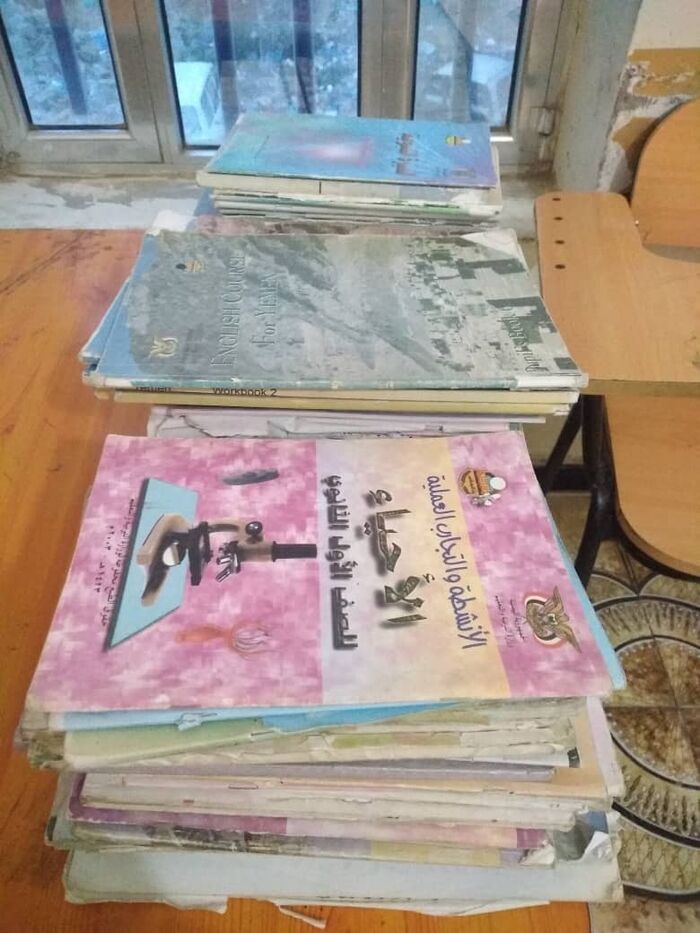 حملة كتابي.. مساهمة "شمايتين" تعز تواصل جمع الكتب المدرسية وتناشد رجال الاعمال والخير والمغتربين بطباعة الكتاب