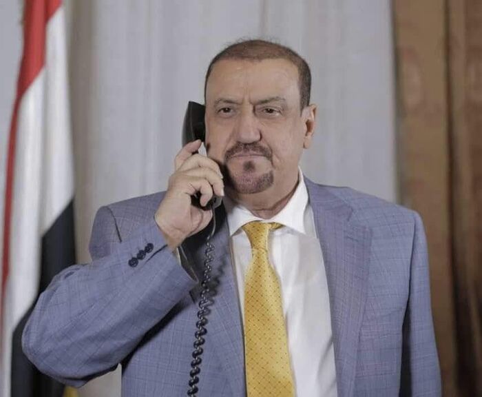 البركاني يجري اتصالات هاتفيه بمحافظ تعز والمبعوث الأممي ويحث على الاهتمام بجريحات مركزي تعز