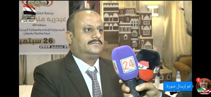 إذاعة صنعاء البرنامج العام تواكب احتفالات أعياد الثورة المباركة سبتمبر أكتوبر نوفمبر بخارطة برامجية خاصة ومميزة