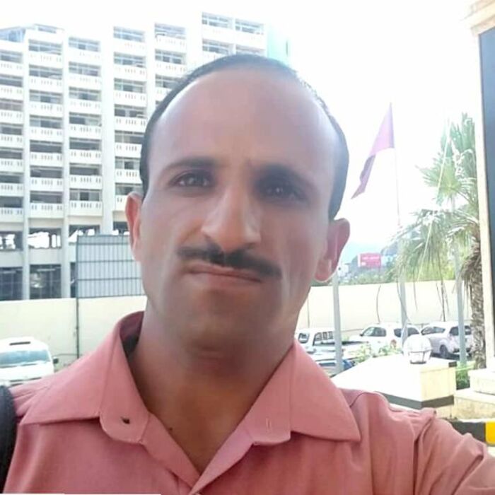 الاعلامي عميران: تصنيف الجماعة الحوثية "منظمة إرهابية" يعجل بسقوطها ويضاعف من عزلتها وقطع خطوط تمويلها