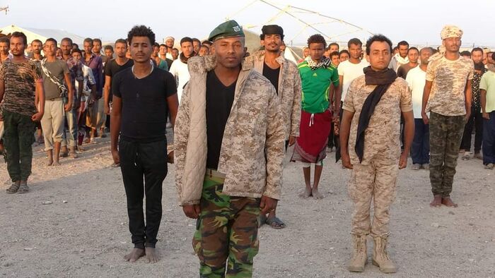الخوخة تحتضن جثمان الشهيد القائد “وليد زحجير” احد مؤسسي المقاومة التهامية بالساحل الغربي