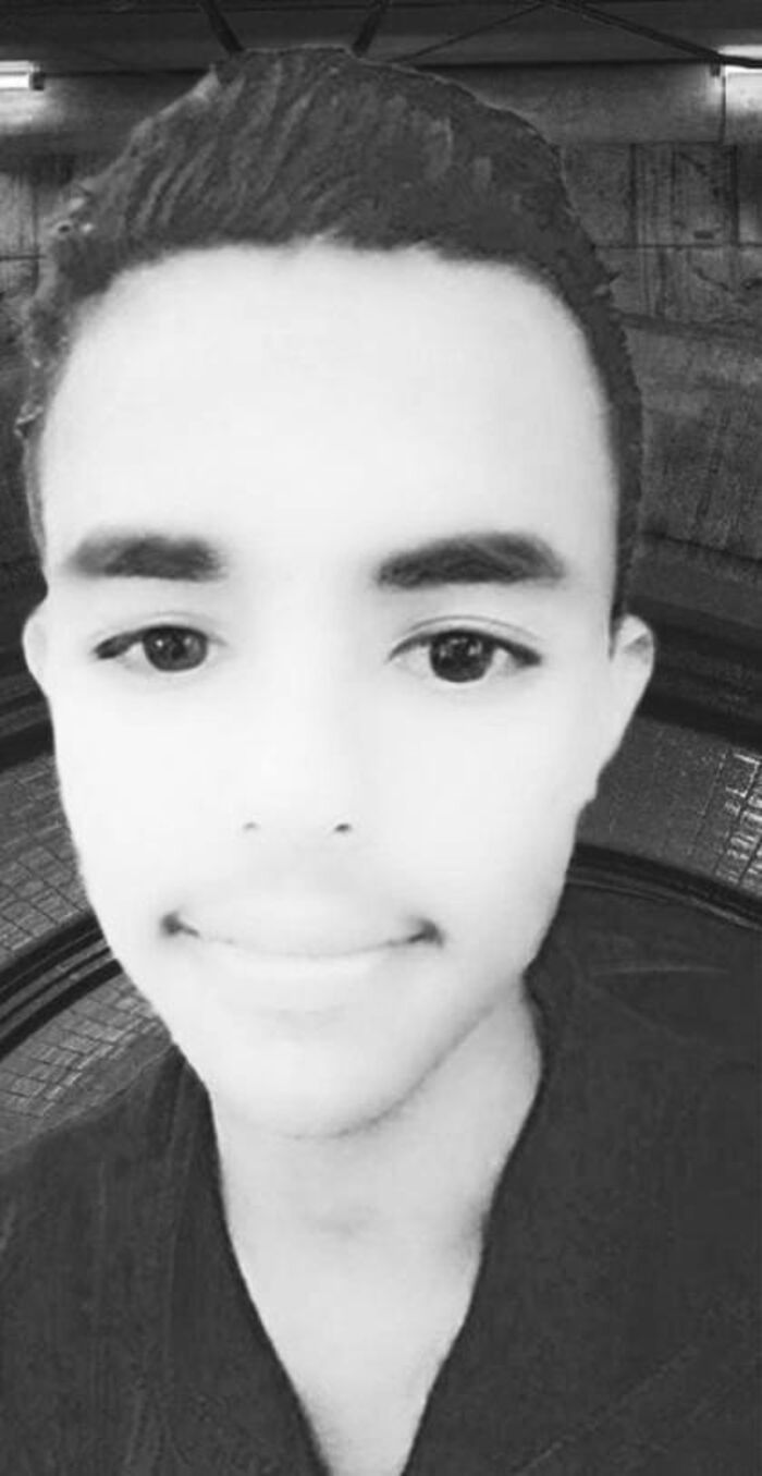 شعــر | أخاصمـــــها