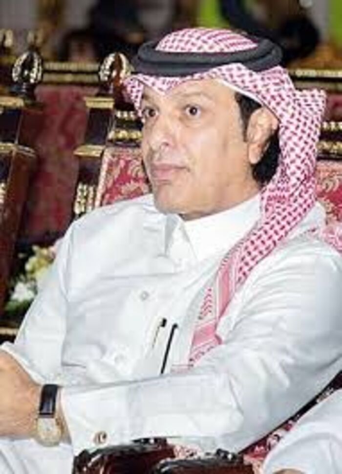 ردا على تلقيه العزاء والمواساة.. عبدالله آل هتيلة يشكر الملك وولي العهد