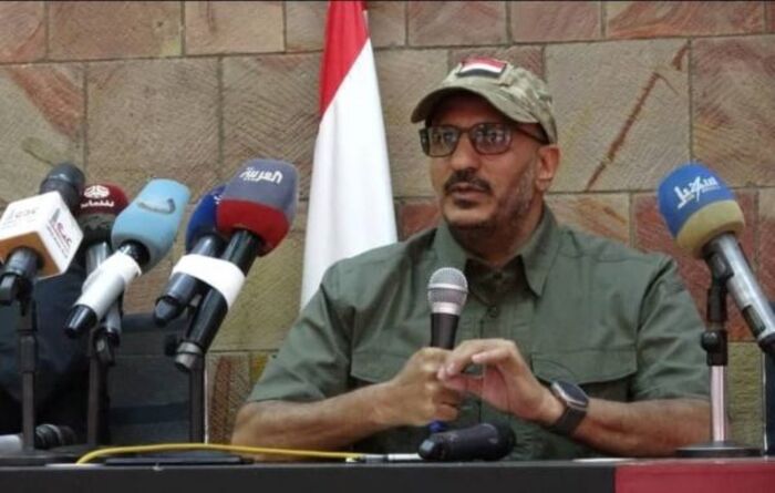 مرحبا طارق صالح في تعز