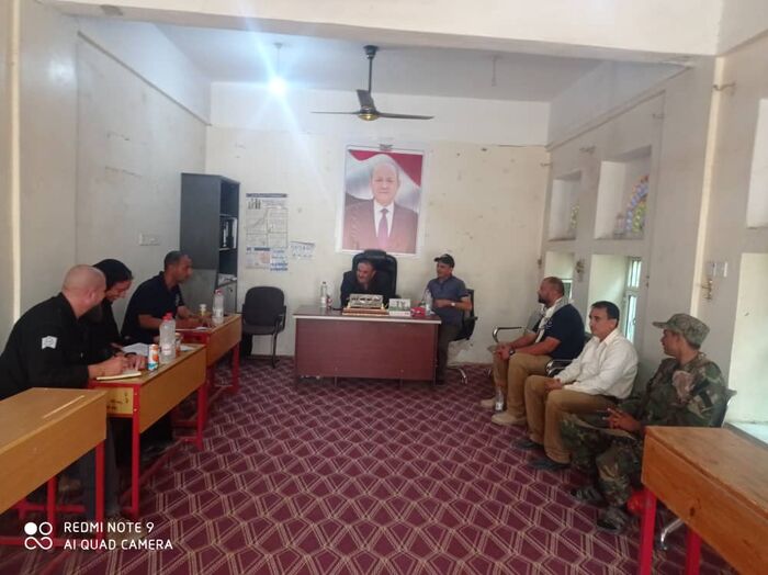 مدير عام قعطبة يناقش مع فريق عمليات منظمة هالو ترست أوضاع ضحايا الالغام من المدنيين بالمديرية