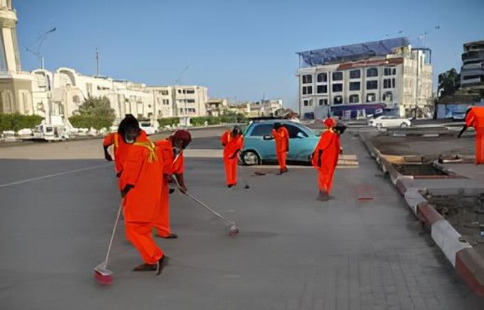 استطلاع: إشادة مجتمعية بجهود “الجيش البرتقالي” في عدن خلال رمضان والعيد