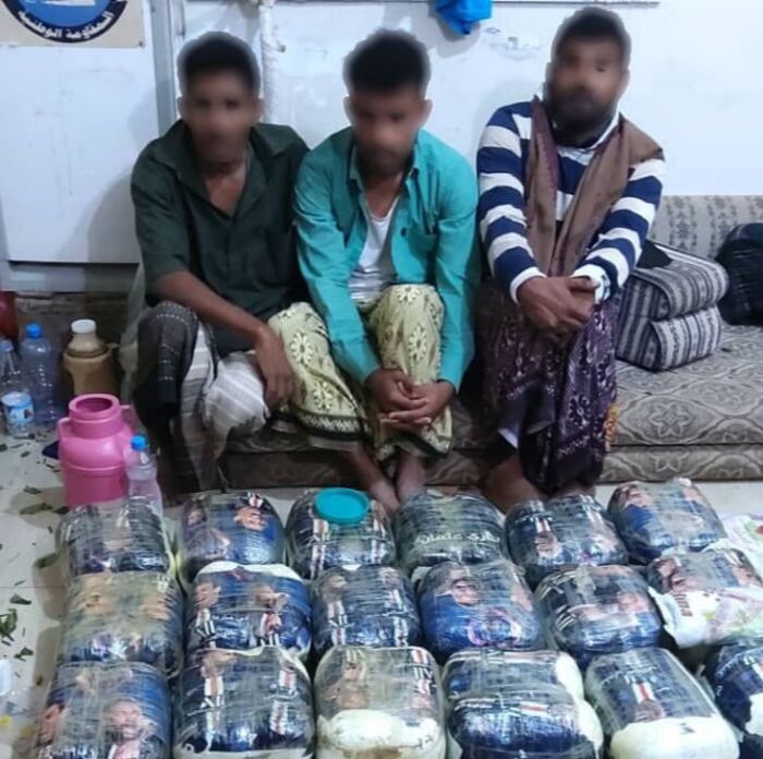 خفر سواحل قطاع البحر الأحمر تضبط عصابة لتهريب الحشيش