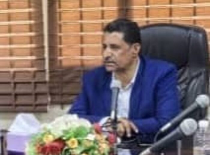مدير واجبات لحج: من يتعامل مع مكاتب خارج المحافظة سيتحمل المسؤولية ويتم إدراجه ضمن المخالفين