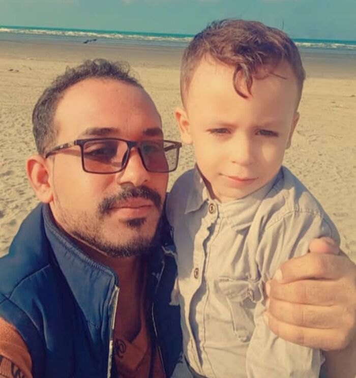 الف مبروك الخطوبة (عبدالرحمن)