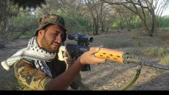 صورة | قناص حوثي يلقي مصرعه في عملية تطهير بمدينة #قعطبة والمؤسسة الإقتصادية