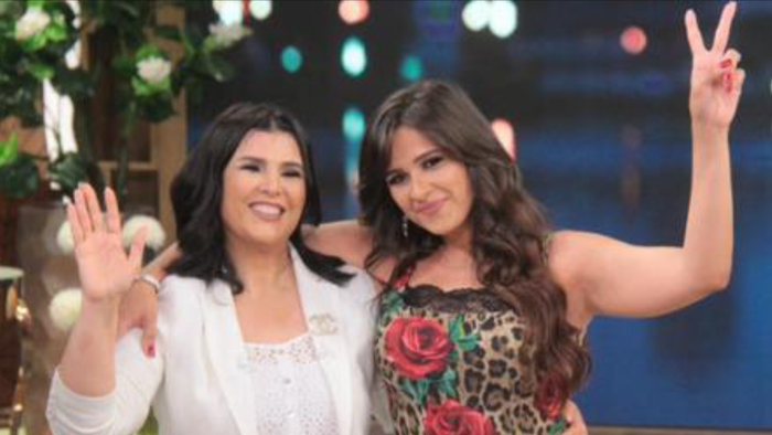 تعرف على شروط ياسمين عبدالعزيز على منى الشاذلي لتصوير حلقة في برنامج "معكم"